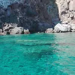 Molo 106 Guest house Capraia
