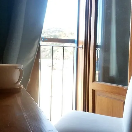 Πανσιόν Molo 106 *